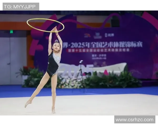 足球明星与美女的精彩合影展现魅力与风采的完美瞬间